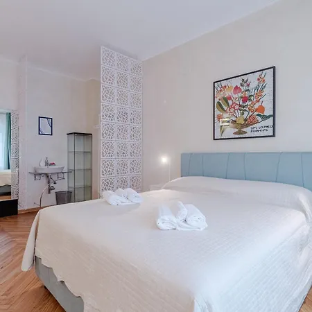 Guesthost - La Culumbota * Turim